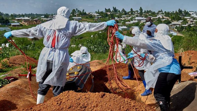 Image from: DR Congo Ebola outbreak tops 400 deaths as virus reaches major city
