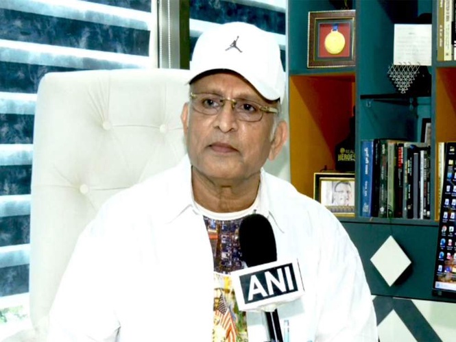 Image from: "Don't think anyone will be able to break his track record": Annu Kapoor hails Big B's unmatched legacy