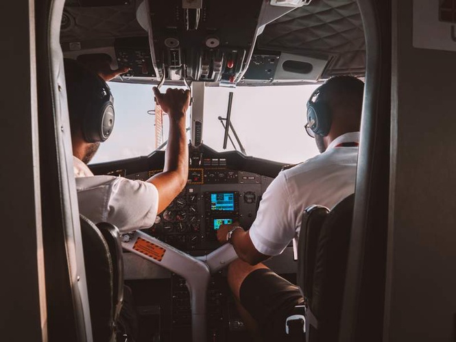 Image from: American pilot killed in attack: Indonesian forces recovered body