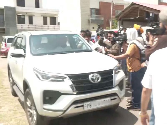Image from: Divide in Punjab Congress, Charanjit Channi's supporters bat for replacing Amarinder Singh Raja Warring as PCC Chief