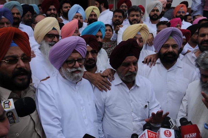 Image from: Ex-Punjab CM Channi holds key meet; Rana and Ladi attend, Doaba MLAs stay away