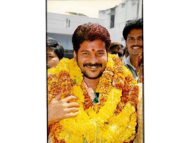 Image from: "ZPTC to CM": Revanth Reddy marks 20 years in political life; vows to be a "labourer in Telangana's reconstruction"