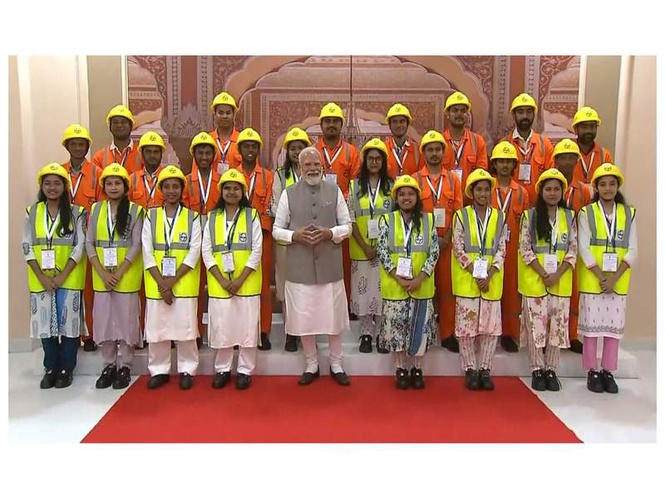 Image from: PM Modi inaugurates the first greenfield integrated refinery-cum-petrochemical complex at Pachpadra in Rajasthan