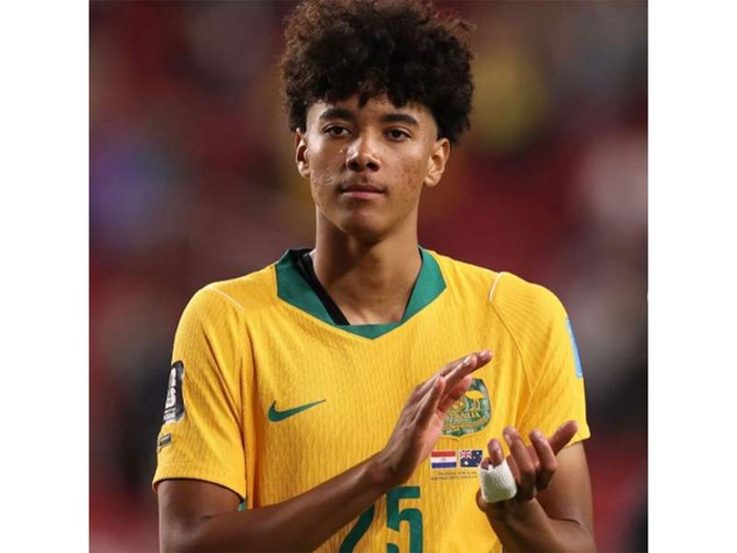 Image from: FIFA World Cup 2026: Zlatan Ibrahimovic encourages Australian youngster after penalty miss