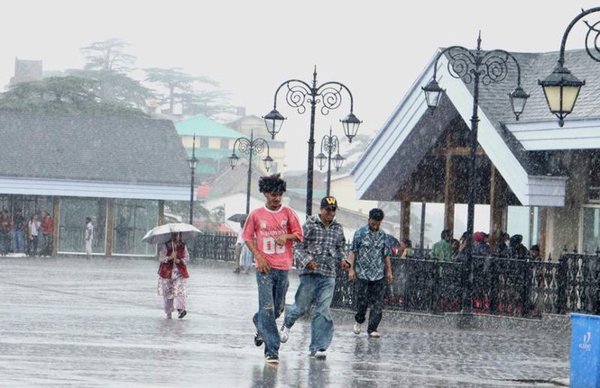 Image from: Yellow alert in 8 Himachal districts as rain, thunderstorms set to continue