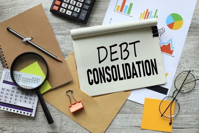 Image from: Managing 3–4 EMIs Every Month? Understanding the Role of Debt Consolidation Loans