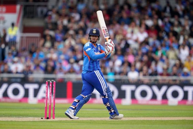 Image from: Vaibhav Sooryavanshi scores 14 on debut as India post 190 for 7 vs England in 2nd T20I
