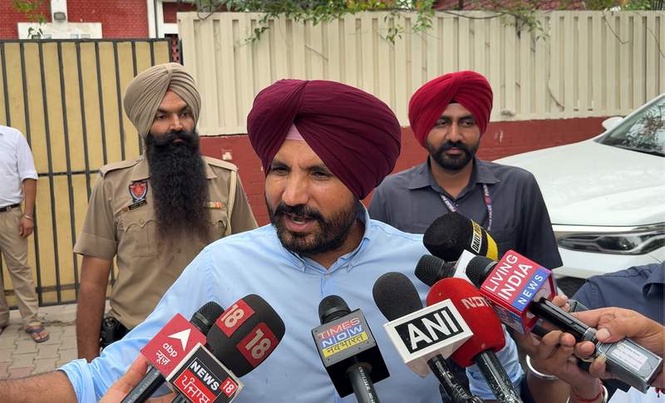 Image from: He’s elder brother, says Warring as sulking Channi lands in Delhi