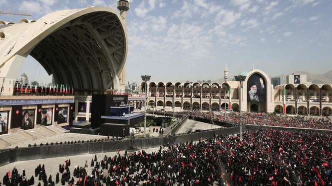 Image from: Thousands flock to Iran's funeral rites for late supreme leader Khamenei