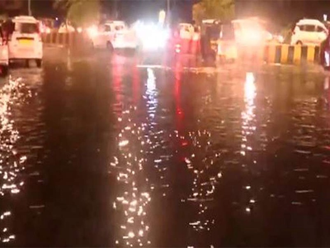 Image from: Mumbai: Waterlogging witnessed at Lokmanya Tilak Terminus due to heavy rainfall