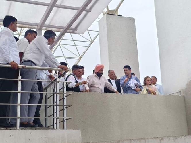 Image from: Judges inspect Gurugram’s Tower of Justice ahead of inauguration