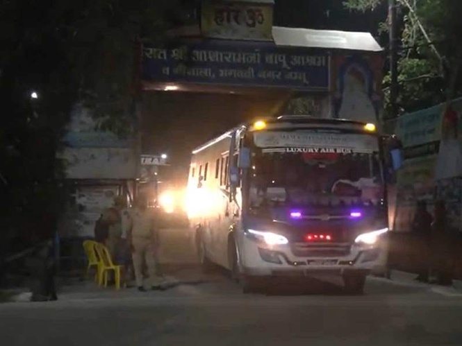 Image from: J-K: Fourth batch of pilgrims for Amarnath Yatra 2026 departs from Jammu base camp