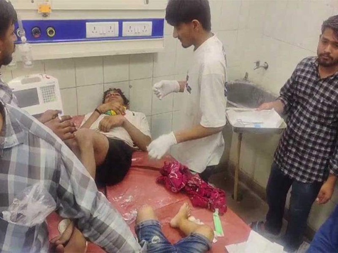 Image from: Rajasthan: Three injured after hotel rooftop solar panels fall during storm, heavy rain in Jaisalmer