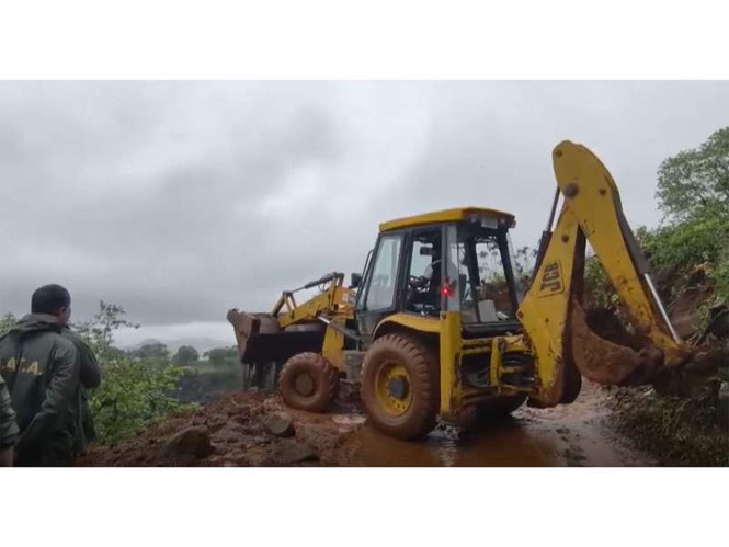 Image from: Maharashtra: Massive landslide blocks access to Rajmachi Fort in Lonavala, clearance operations underway