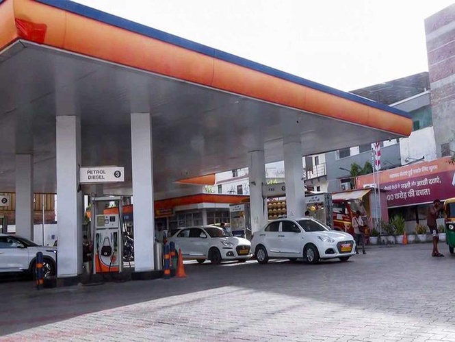 Image from: Claims of Bhutan rejecting Indian E20 false, Petroleum Ministry says "no such proposal for exporting E20 petrol"