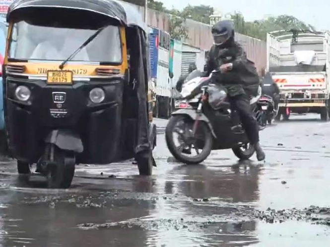 Image from: Maharashtra: Rains leave Mumbai's Kurla Andheri road riddled with waterlogged potholes