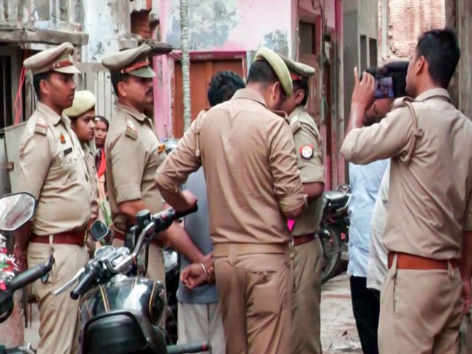 Image from: Delhi: Three arrested for fatally stabbing man to death; police solve case within 18 hours