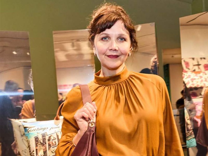 Image from: Maggie Gyllenhaal says directing is 'very similar to being a mother', opens up about filmmaking journey