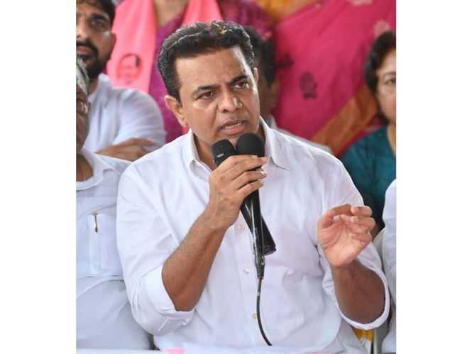 Image from: KTR demands immediate lifting of water from Kannepalli pumps, warns of imminent drought due to Congress apathy