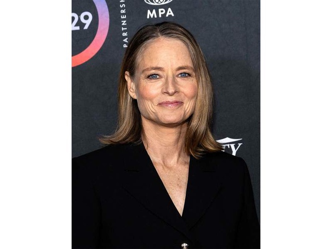 Image from: Jodie Foster wonders if Brad Pitt's 'F1' was made by AI, says "I don't say this disparagingly"