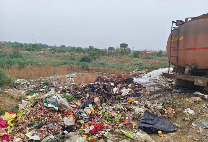 Image from: Dharuhera industrial hub turns dumping ground for toxic waste, sewage