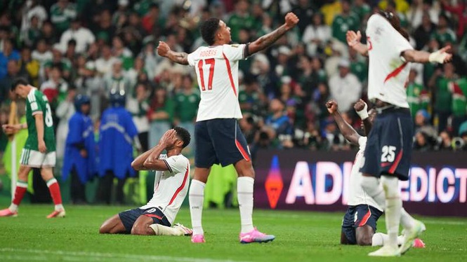 Image from: World Cup 2026: Ten-man England battle past co-hosts Mexico in Azteca thriller