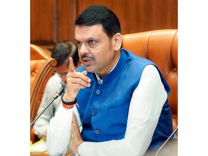Image from: Mumbai: CM Devendra Fadnavis announces Rs 5 lakh ex-gratia for kin of victims in Mankhurd house collapse