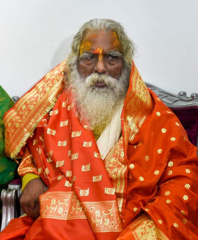 Image from: Ram Mandir Trust meeting today: Chief Gopal Das says ‘full faith’ that PM Modi, CM Yogi will punish guilty