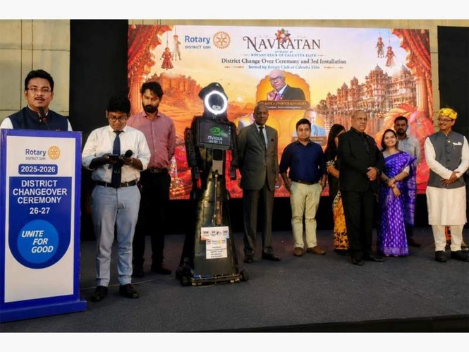 Image from: Humanoid Robots and Drone Steal the Spotlight at Rotary District 3291 Changeover Ceremony: IEM-UEM Innovation Creates History