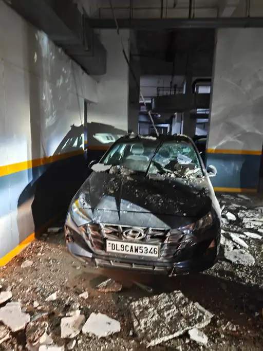 Image from: Basement ceiling slab collapses at Gurugram society, damages parked vehicles