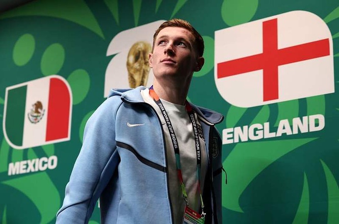 Image from: Elliot Anderson pays emotional tribute to late mother after helping England beat Mexico