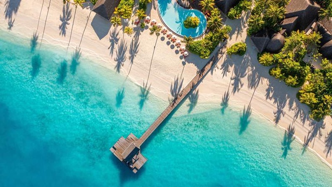 Image from: Around the world, these five extraordinary beaches are blessed with landscapes unlike anywhere else (you’ll want to visit them all!)