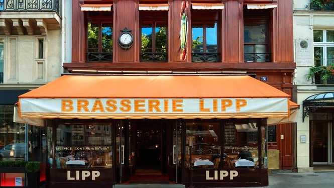 Image from: In Paris, this restaurant where Kate Moss is a regular has been around since 1880 (and the table at the back remains the most coveted)
