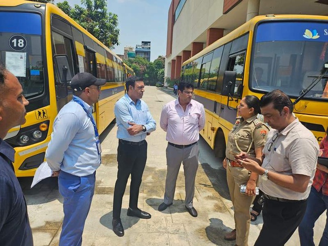 Image from: 105 school buses inspected in Gurugram on Day 1 of safety drive