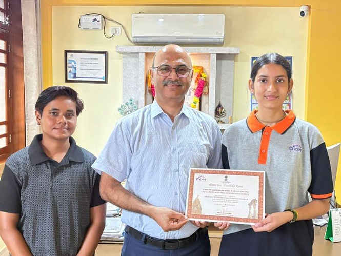 Image from: Nagrota Bagwan student attends Centre’s Prerana programme in Gujarat