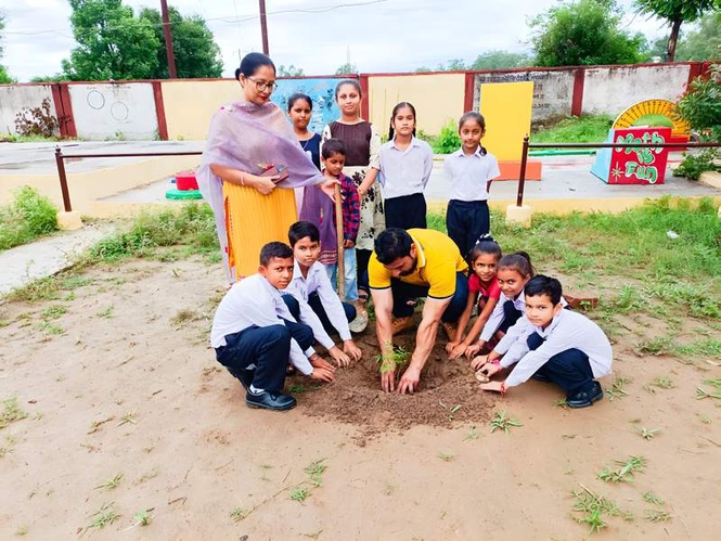 Image from: Schools to plant 9.33 lakh saplings under green campaign across Punjab
