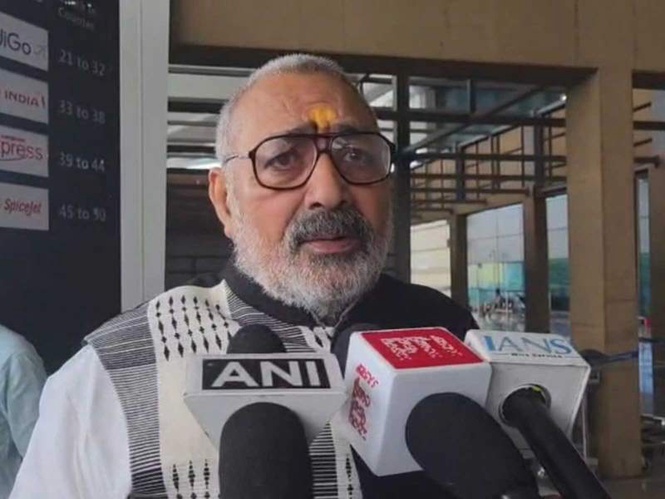 Image from: Bankipur will honour Nitin Nabin again, Prashant Kishor already "exposed": Union Minister Giriraj Singh