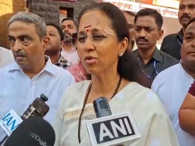Image from: Maharashtra: NCP(SCP) MP Supriya Sule pays tribute to Mahatma Phule in Phulewada on 200th birth anniversary