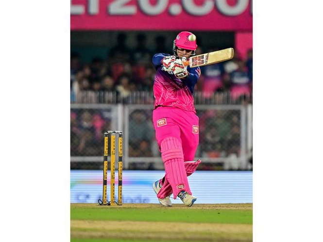 Image from: "Era of Sooryavanshi has begun": Karim after RR opener's fireworks against RCB