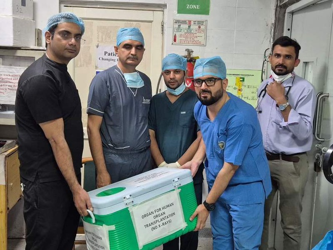 Image from: 45-year-old brain-dead woman saves lives through organ donation