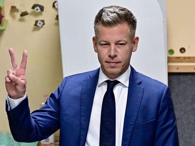 Image from: Orban's 16-year rule ends as Peter Magyar claims landslide victory in Hungary