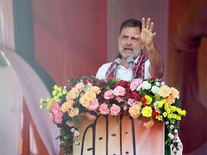 Image from: "Himanta Biswa Sarma most corrupt": Rahul Gandhi says Cong backs Pawan Khera over passport row in Assam