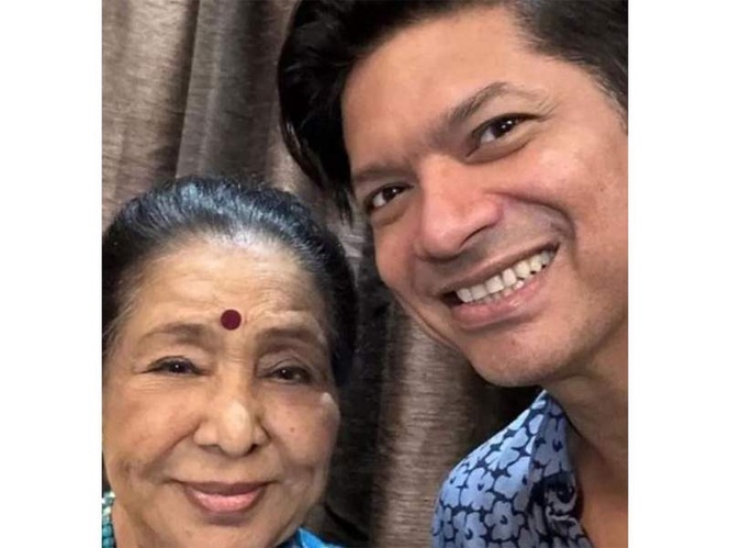 Image from: "Etched in our DNA": Shaan remembers Asha Bhosle, pens sweet note