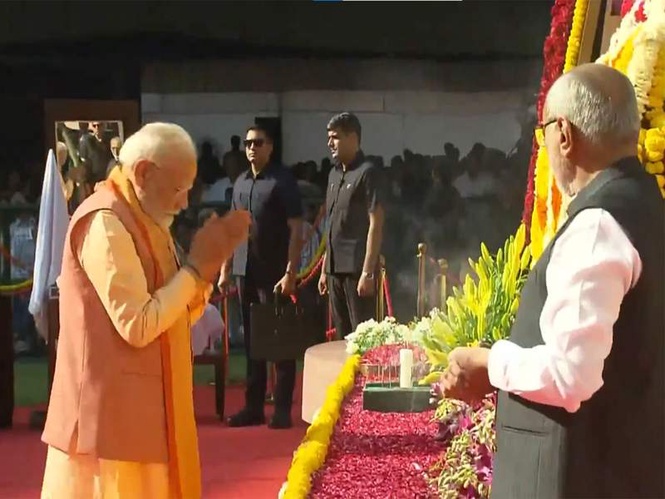 Image from: VP Radhakrishnan, PM Modi pay tribute to Babasaheb Ambedkar on his 135th birth anniversary