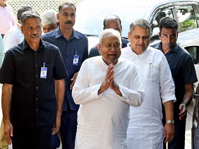 Image from: Outgoing Bihar CM Nitish Kumar chairs State Cabinet meeting at Old Secretariat