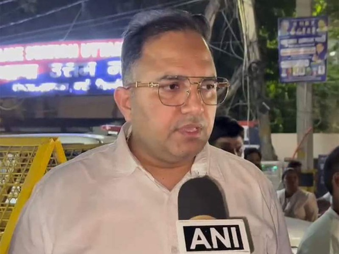 Image from: Uttam Nagar murder case: Victim's family says accused giving death threats, police complaint filed