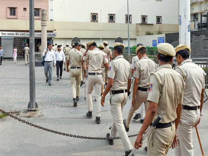Image from: Sucheta Dalal moves Delhi court against ban on any news linking Manoj Sandesara to Sterling Biotech bank fraud