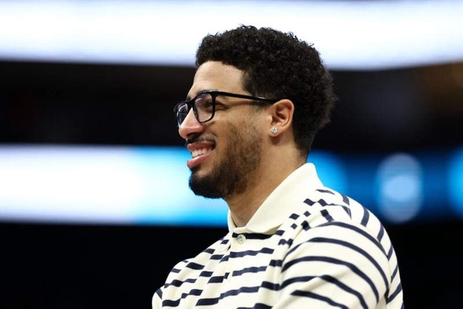 Image from: Tyrese Haliburton reacts to his new nickname ‘Tyrese Haliburger’ amid rapid weight gain