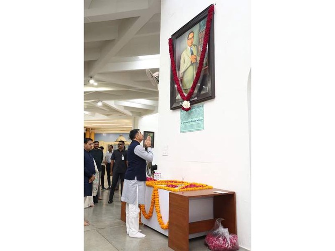 Image from: Gujarat CM pays tribute to BR Ambedkar on his 135th birth anniversary