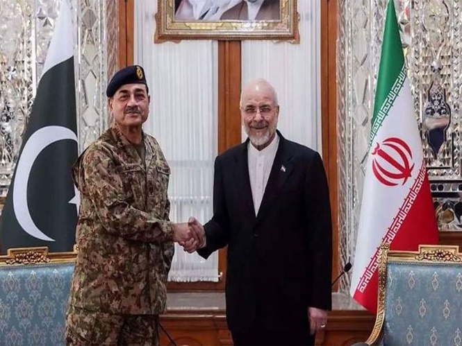 Image from: Pakistan Army Chief Asim Munir meets Iranian Parliament Speaker in Tehran
